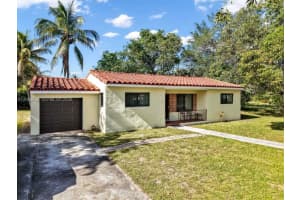 1201 Ne 144th St, Miami