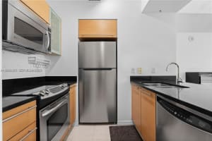 950 Brickell Bay Dr APT 501, Miami, FL 33131, - MLS#A12008873