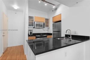 950 Brickell Bay Dr APT 501, Miami, FL 33131, - MLS#A12008873