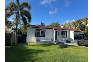 1422 Wiley St, Hollywood