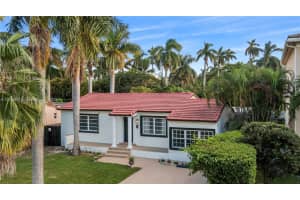 1422 Wiley St, Hollywood, FL 33020, - MLS#A12008910