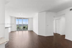 7910 Harbor Island Dr APT 402, North Bay Village, FL 33141, - MLS#A12008916
