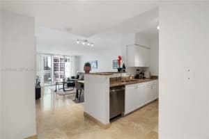 1155 Brickell Bay Dr, Miami, FL 33131, - MLS#A12008918