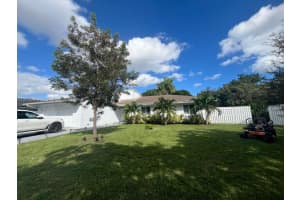 11121 SW 110th Rd, Miami, FL 33176, - MLS#A12008929
