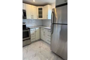 300 NW 107th Ave APT 103, Miami, FL 33172, - MLS#A12008931