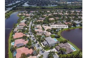 1371 Victoria Isle Dr, Weston, FL 33327, - MLS#A12008981