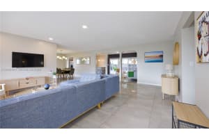 609 S Crescent Dr, Hollywood, FL 33021, - MLS#A12008993