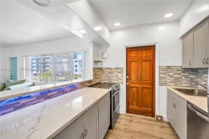 3721 NE 170th St APT 2, North Miami Beach, FL 33160, - MLS#A12008995
