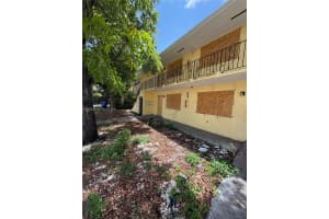 1198 Nw 61st St, Miami