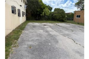 1198 NW 61st St, Miami, FL 33127, - MLS#A12009008