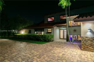 8111 Sw 183rd St, Palmetto Bay