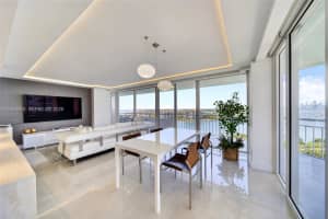 400 South Pointe Dr APT 2009, Miami Beach, FL 33139, - MLS#A12009063