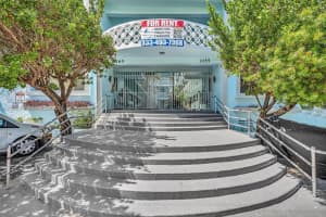1165 Marseille Dr #17, Miami Beach, FL 33141, - MLS#A12009071