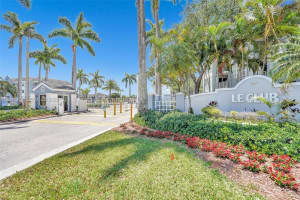 8680 Sw 212th Street 105, Cutler Bay