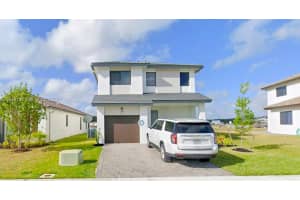 5639 Argento Drive 5639, Ave Maria