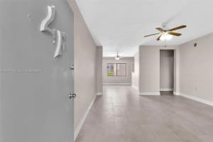 1165 Marseille Dr #21, Miami Beach, FL 33141, - MLS#A12009137