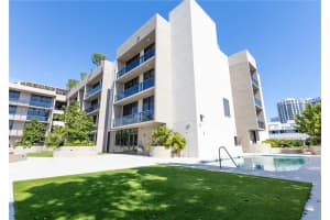 3034 Oak Avenue Lph3, Coconut Grove