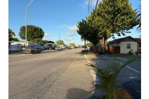 890 E 52nd St, Hialeah, FL 33013, - MLS#A12009170