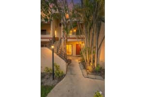 20160 Ne 3rd Ct 3, Miami