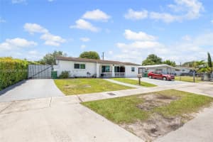 11810 SW 172nd St, Miami, FL 33177, - MLS#A12009240