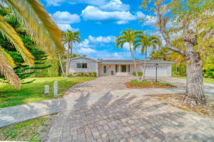 10641 Sw 99th Ter, Miami