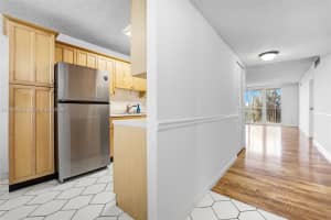 250 Jacaranda Dr Apartment 508, Plantation, FL 33324, - MLS#A12009268