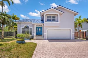 8900 SW 159th Terrace, Palmetto Bay, FL 33157, - MLS#A12009269