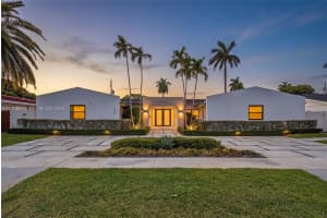 1865 NE 197th Terrace, Miami, FL 33179, - MLS#A12009274