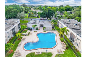 8513 Old Country Manor APT 415, Davie, FL 33328, - MLS#A12009279