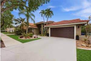 1135 Fairfax Ln, Weston, FL 33326, - MLS#A12009299