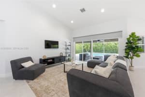 1135 Fairfax Ln, Weston, FL 33326, - MLS#A12009299
