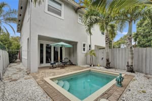 1118 NE 1st Ave., Fort Lauderdale, FL 33304, - MLS#A12009335