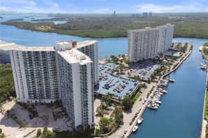 300 Bayview Dr APT 915, Sunny Isles Beach, FL 33160, - MLS#A12009341