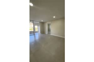 2711 N Pine Island Rd APT 112, Sunrise, FL 33322, - MLS#A12009346