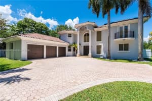 8479 Sw 122nd St, Miami