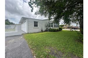 122 NE 2nd Ave, Hallandale Beach, FL 33009, - MLS#A12009433