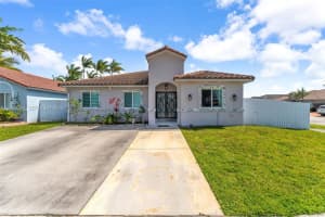 14240 Sw 171st St, Miami