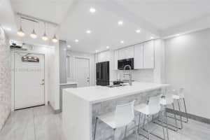 5260 NW 11th St APT 201, Lauderhill, FL 33313, - MLS#A12009463