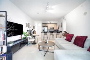 79 SW 12th St Apt 2908-S, Miami, FL 33130, - MLS#A12009474