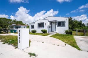 1221 NW 75th St #0, Miami, FL 33147, - MLS#A12009523