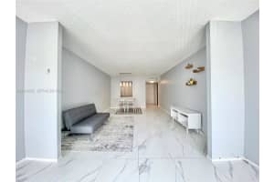 Building 3, 601 Three Islands Boulevard APT 314, Hallandale Beach, FL 33009, - MLS#A12009532