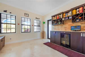 1151 S Alhambra Cir, Coral Gables, FL 33146, - MLS#A12009618