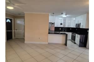 7921 NW 12th St, Pembroke Pines, FL 33024, - MLS#A12009619