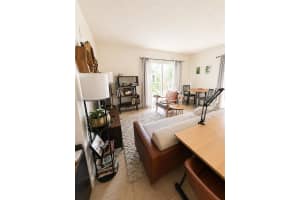 630 85th St APT 101, Miami Beach, FL 33141, - MLS#A12009620