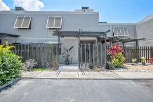 11244 NW 14th Ct, Pembroke Pines, FL 33026, - MLS#A12009622