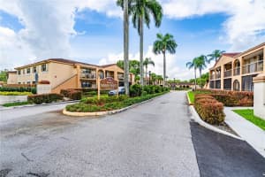 18206 Mediterranean Blvd 5-21, Hialeah