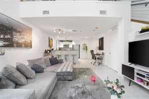 1050 Brickell Avenue, Miami, FL 33131 - MLS#A12009690
