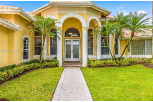 2477 Poinciana Dr, Weston, FL 33327, - MLS#A12009691