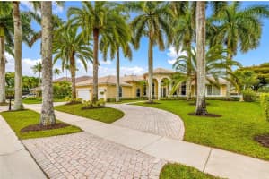 2477 Poinciana Dr, Weston, FL 33327, - MLS#A12009691