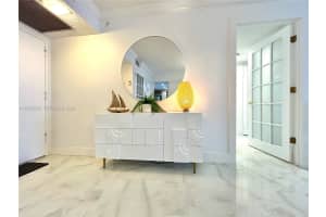 6039 Collins Ave APT 1507, Miami Beach, FL 33140, - MLS#A12009705